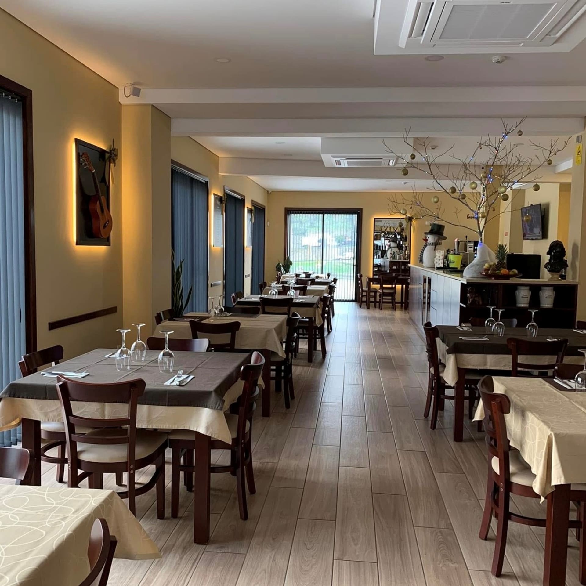 Restaurante Pizzaria 80´s 2